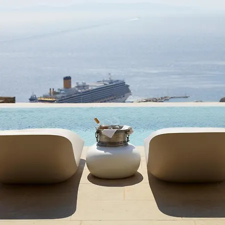 Absolute Paradise Tourlos Villa
