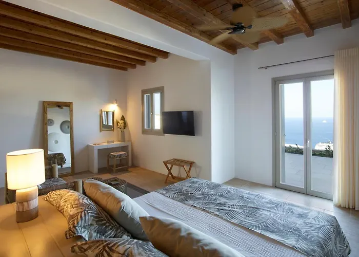 Absolute Paradise Tourlos Villa