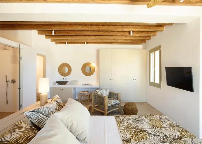 Absolute Paradise Tourlos * Mykonos Town