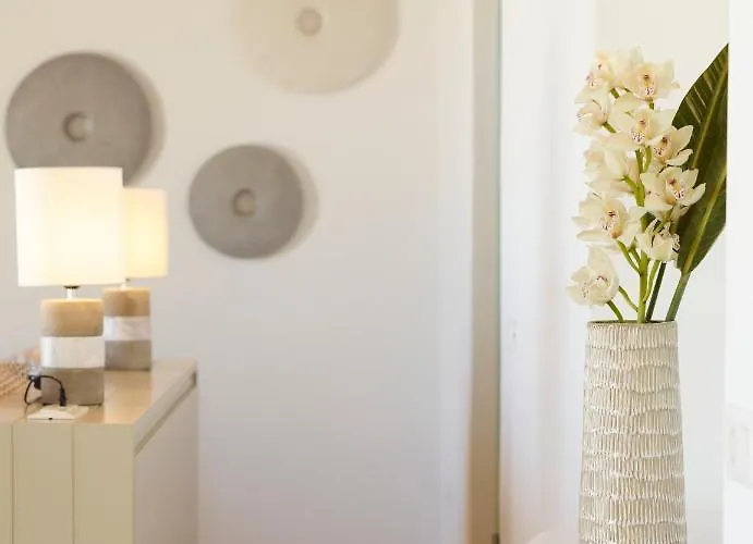 Absolute Paradise Tourlos *