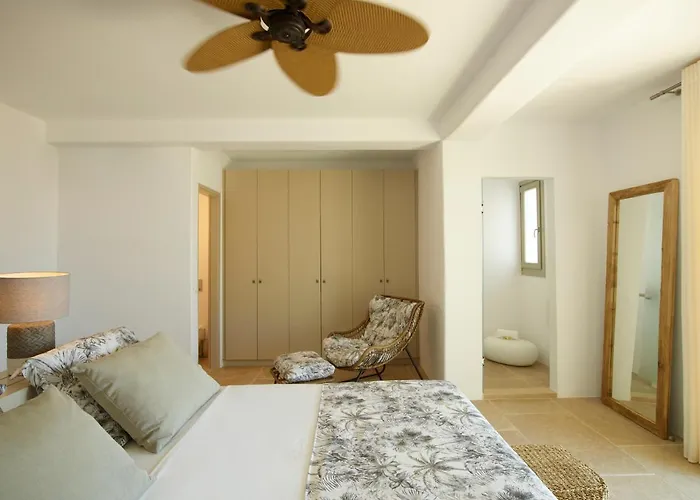 Absolute Paradise Tourlos Villa